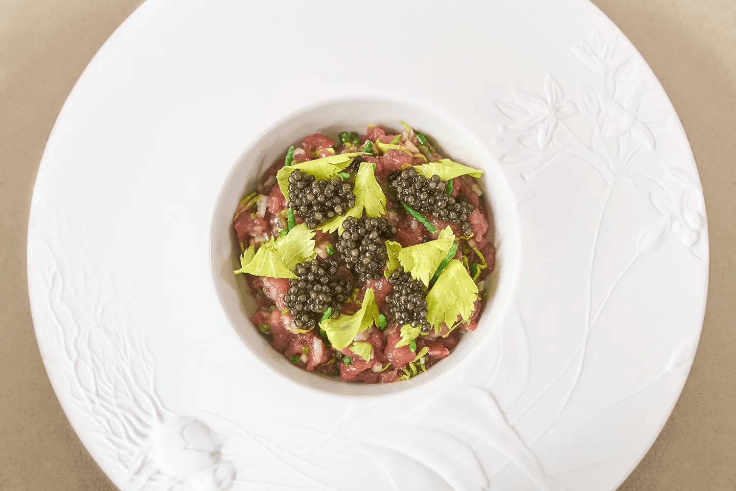 Tartare garni de caviar, recette du chef Boris Campanella
